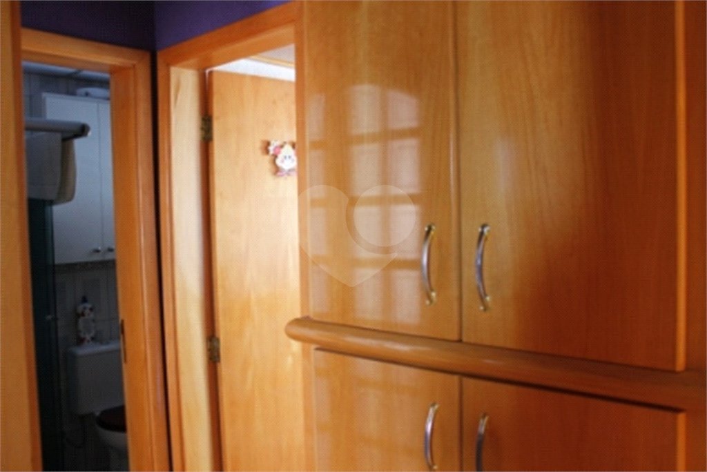 Apartamento 03 Dorm 02 Banheiros 01 Vaga na Saúde para Venda.