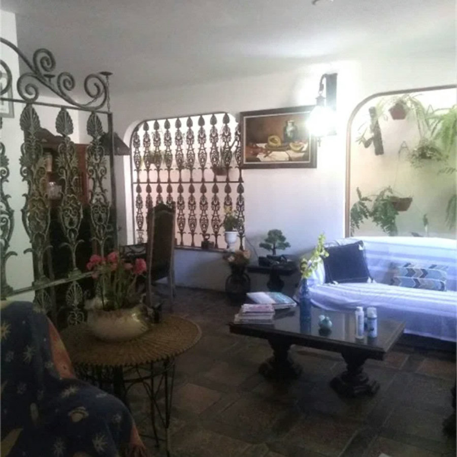 EXCELENTE OPORTUNIDADE - Casa térrea
