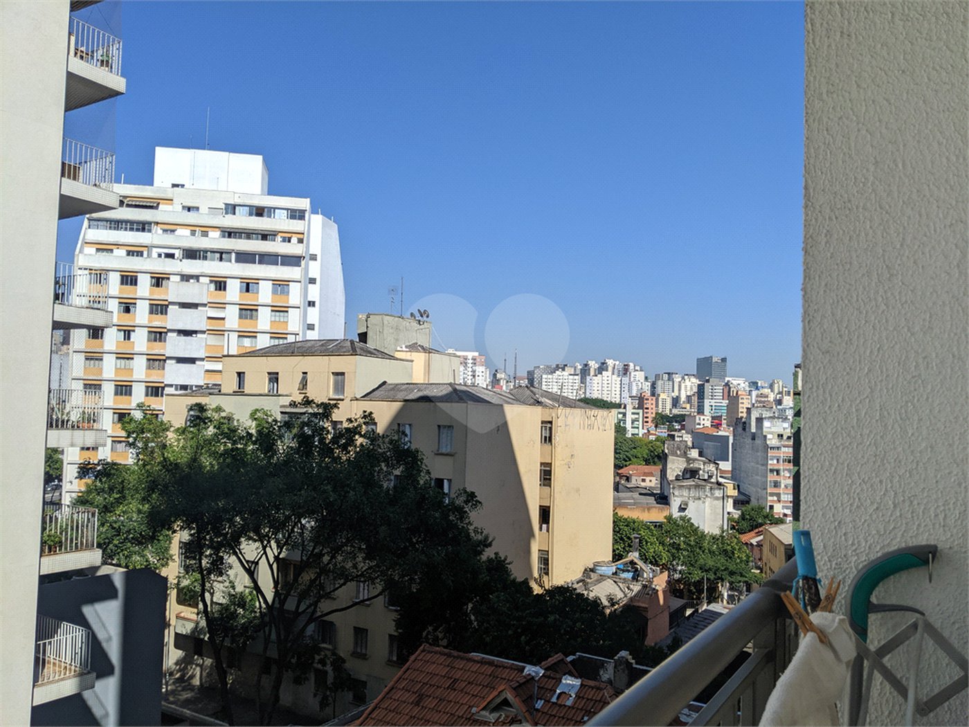 Bela Vista ! Studio novo 2400,00 !