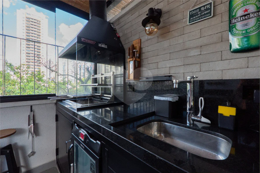 Casa em Condomínio | 98,40 m² | 2 Suítes | Rooftop com Jacuzzi | 2 Vagas | Porteira Fechada