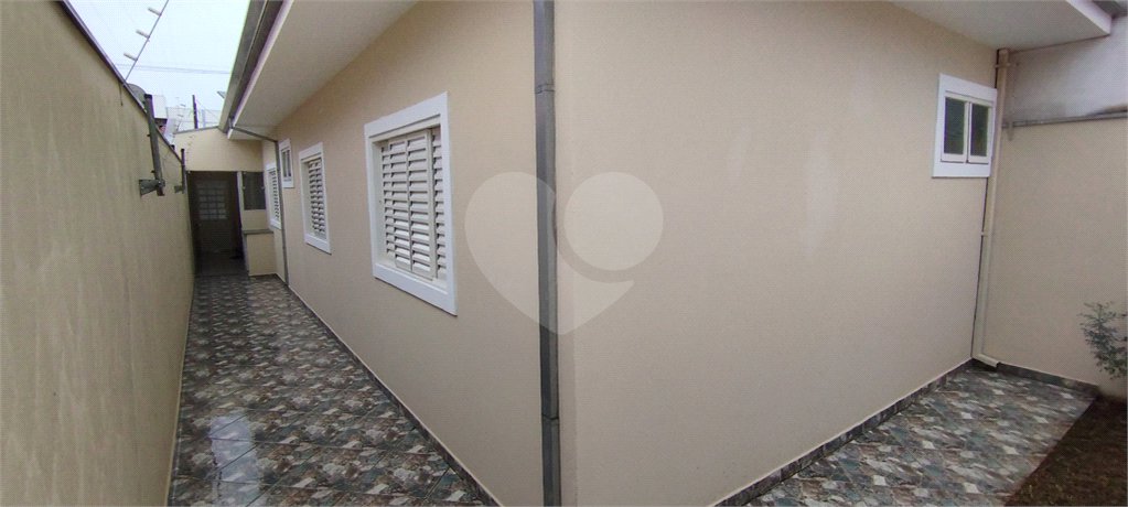 Casa térrea para venda no Planalto paraíso