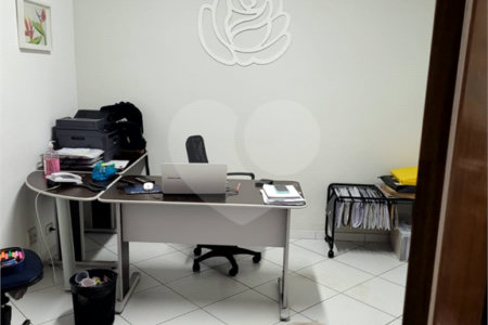 Sala comercial de 130m² Mobiliada com internet e central telefônica, Vila Thays, Atibaia