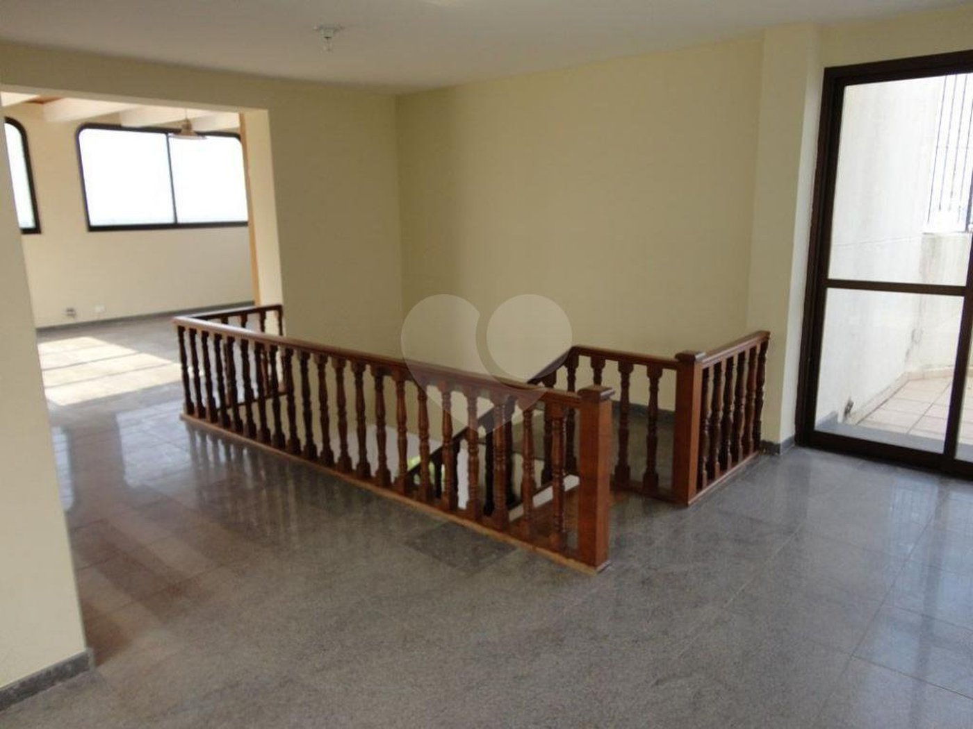 APARTAMENTO PARA VENDA OU LOCAÇÃO COM 6 DORMITÓRIOS ALTO PADRÃO