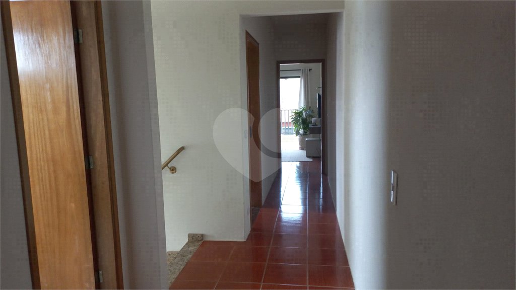 Sobrado à venda com 3 quartos em Jardim Bicão, São Carlos, SP