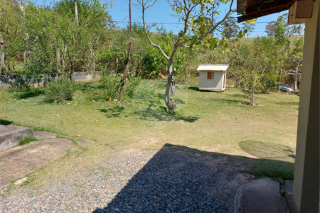 Chácara à venda com 4 quartos em Área Rural de Louveira, Louveira, SP