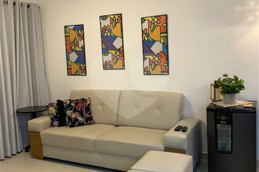 Apartamento à venda com 2 quartos, sendo 1 suíte,  em Riviera de São Lourenço, Bertioga, SP