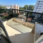 Apartamento mobiliado com 2 dormitórios sendo 1 suíte