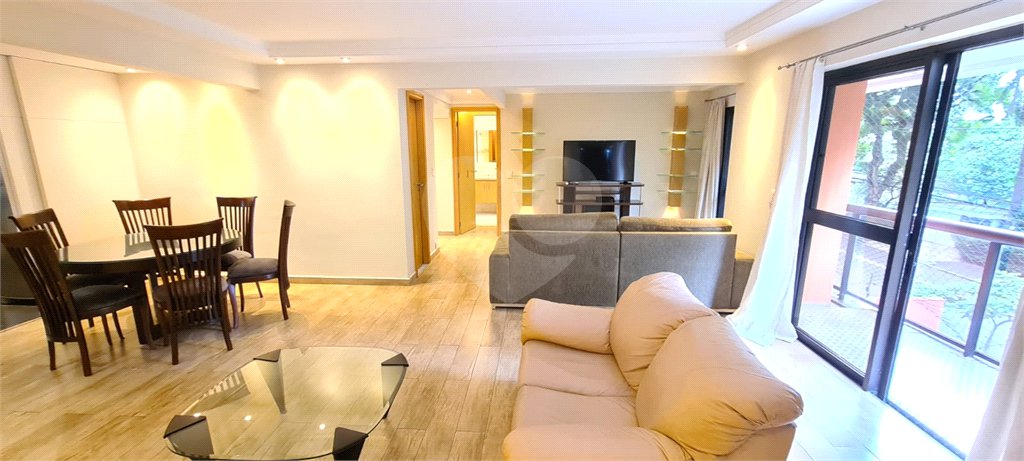 Apartamento para venda e locação de 130m² no Jardim Paulista com 2 suítes e 2 vagas.