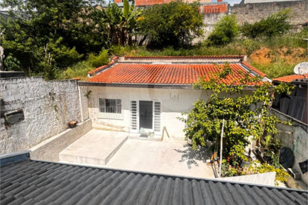 Ótima Casa à Venda – Avenida Salinas São José dos Campos