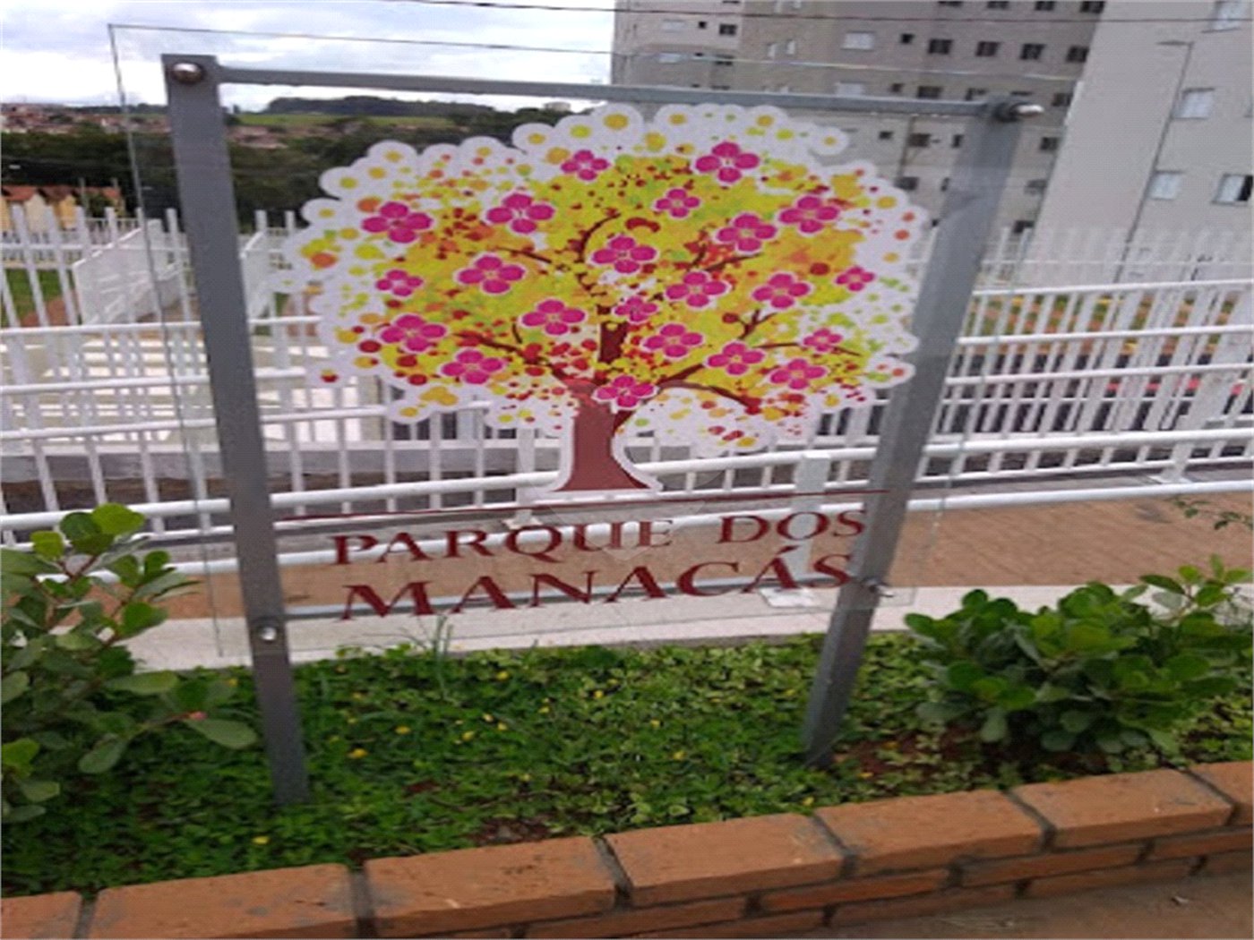 Apartamento para venda no Residencial Parque dos Manacás.