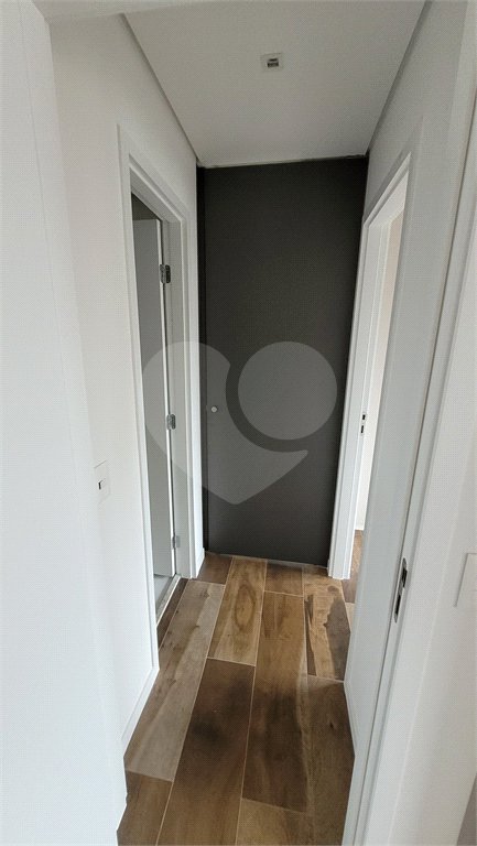 Apartamento de 2 quartos mobiliado à venda no Paraíso