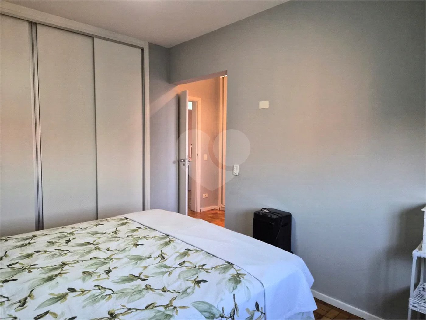 Apartamento à venda no Edifício Pedro Ometto, no coração de Piracicaba.