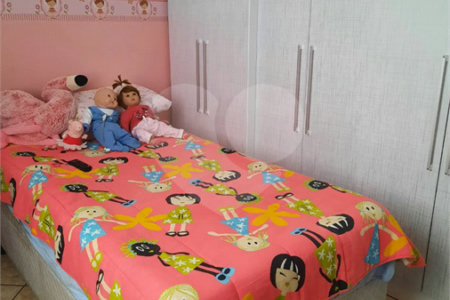 Casa com 120m², 3 dormitórios, sendo 2 suítes, 4 vagas, à venda na Vila Matilde.