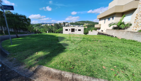 Terreno à venda no condomínio Santa Isabel I, Louveira - SP