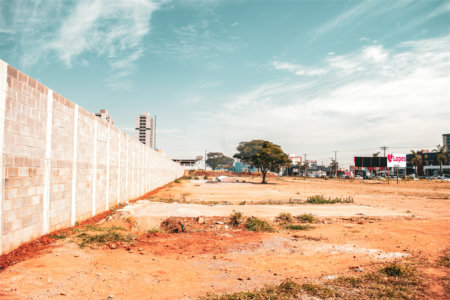Terrenos Estratégicos – Avenida Getúlio Vargas | 9.262,02 m² (Potencial: 11.437,80 m²)