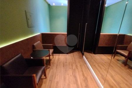 Sala Comercial para Venda no Edifício Atrium