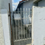 Jardim Morada do Sol- casa de vila- frente- sem vaga de garagem,(garagem pra moto,) - 1 dormitório, wc, cozinha, lavanderia - R$ 1000,00- com iptu- aceita 03 caução, fiador, 08 titulo de capitalização, obs - água e energia compartilhada, Ótima localização, próxima ao distrito i