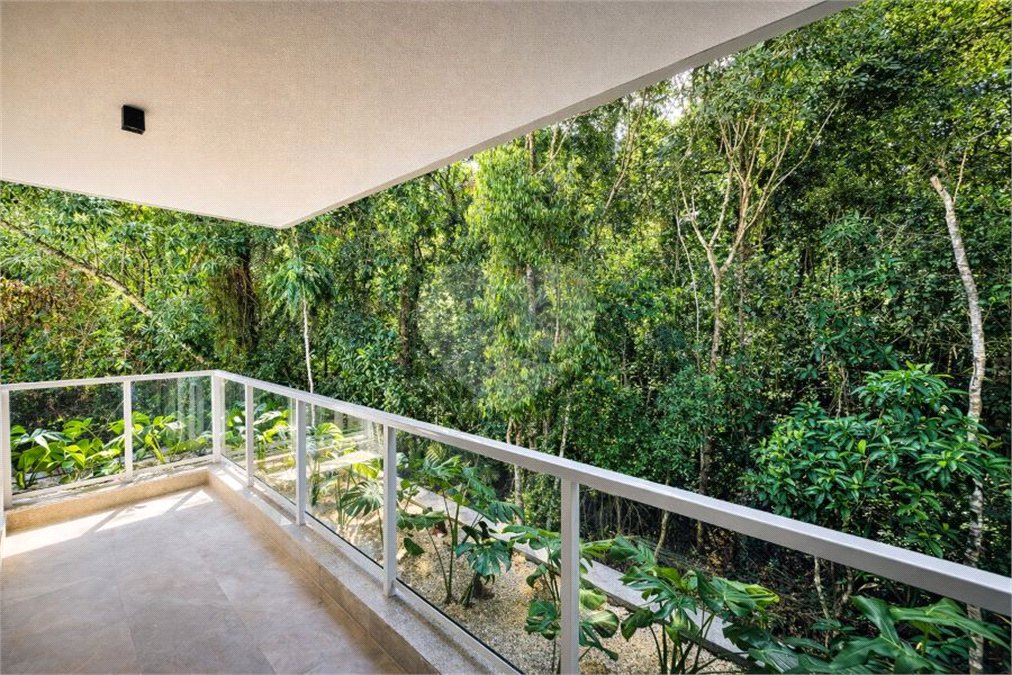 Casa em Condomínio á venda – Riviera de São Lourenço