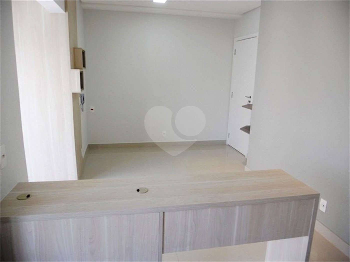 Apto Studio 32m2 - Metrô Saúde - Bom p/Investidor
