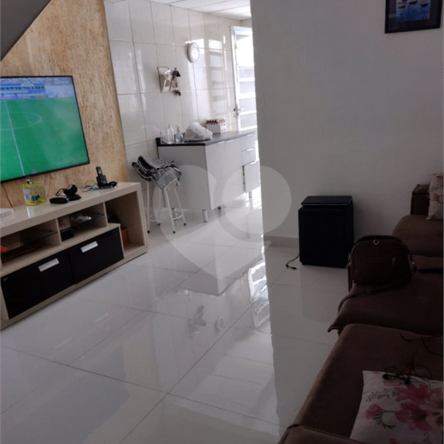 Excelente sobrado para venda com 89 m² de área útil, 2 dormitórios e 1 vaga, Bairro Parque Cumbica.