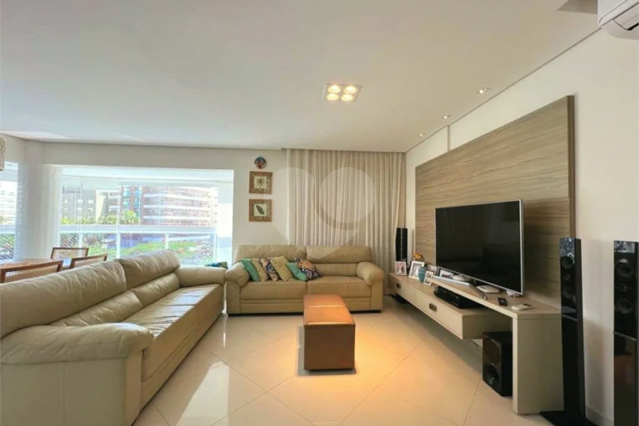 Apartamento à venda com 3 suítes em Riviera de São Lourenço, Bertioga, SP