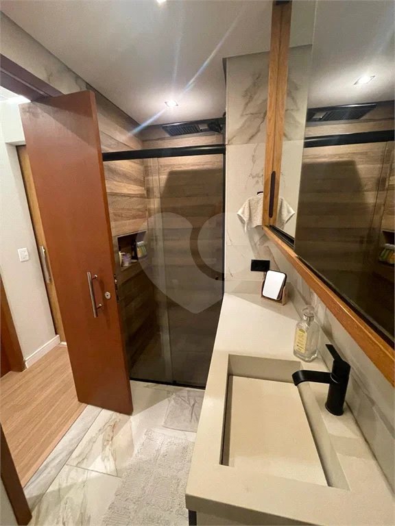 Apartamento com 70m², 3 dormitórios, 1 suíte, 1 vaga, à venda na Vila Guilherme.