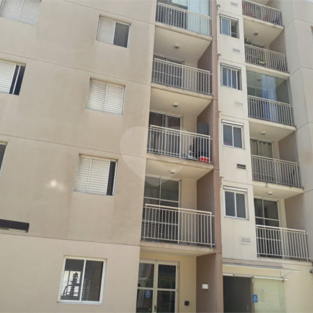 Ótimo apartamento Na rua Newton Prado no Bom Retiro
