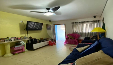 Casa à venda com 3 quartos, sendo 1 suíte,  em Itaquera, São Paulo, SP