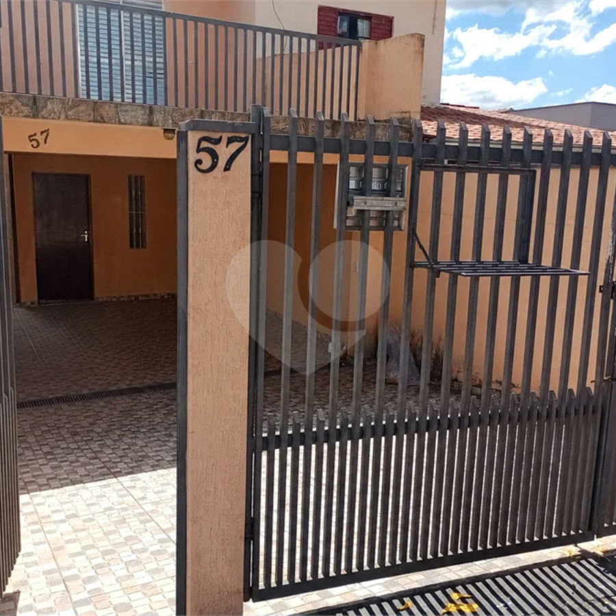Casa à venda ou para alugar com 2 quartos, sendo 1 suíte, em Jardim São José, São Roque, SP
