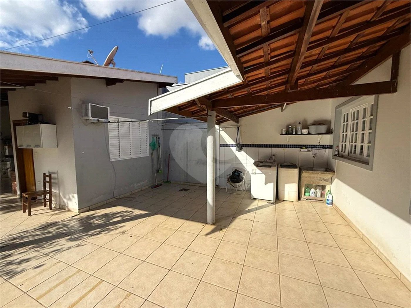 Casa à venda com 3 quartos, sendo 2 suítes,  em Nova Piracicaba, Piracicaba, SP