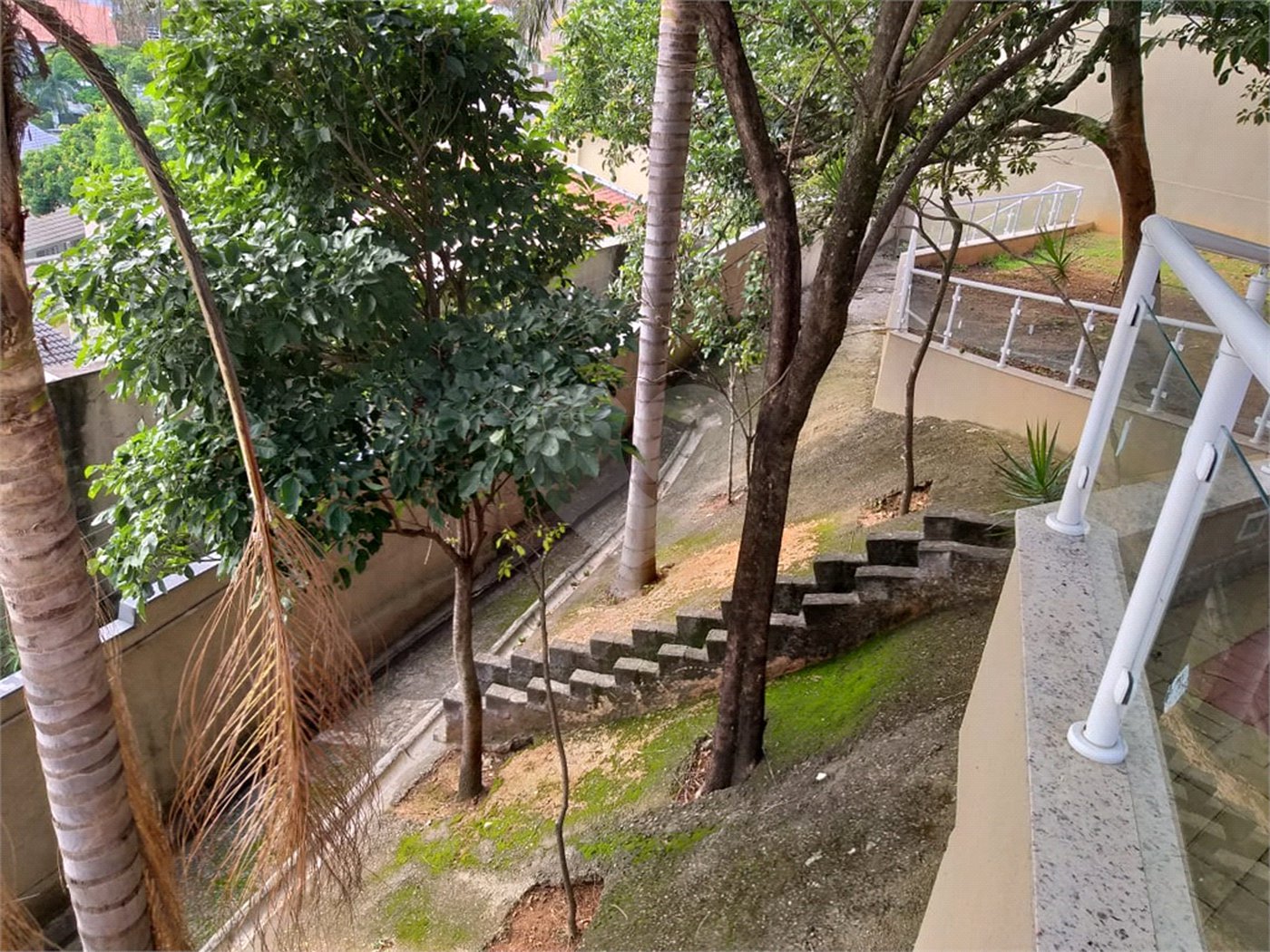 Casa, 4 quartos, 4 suítes, 6 vagas, à venda, no Barro Branco, em São Paulo.