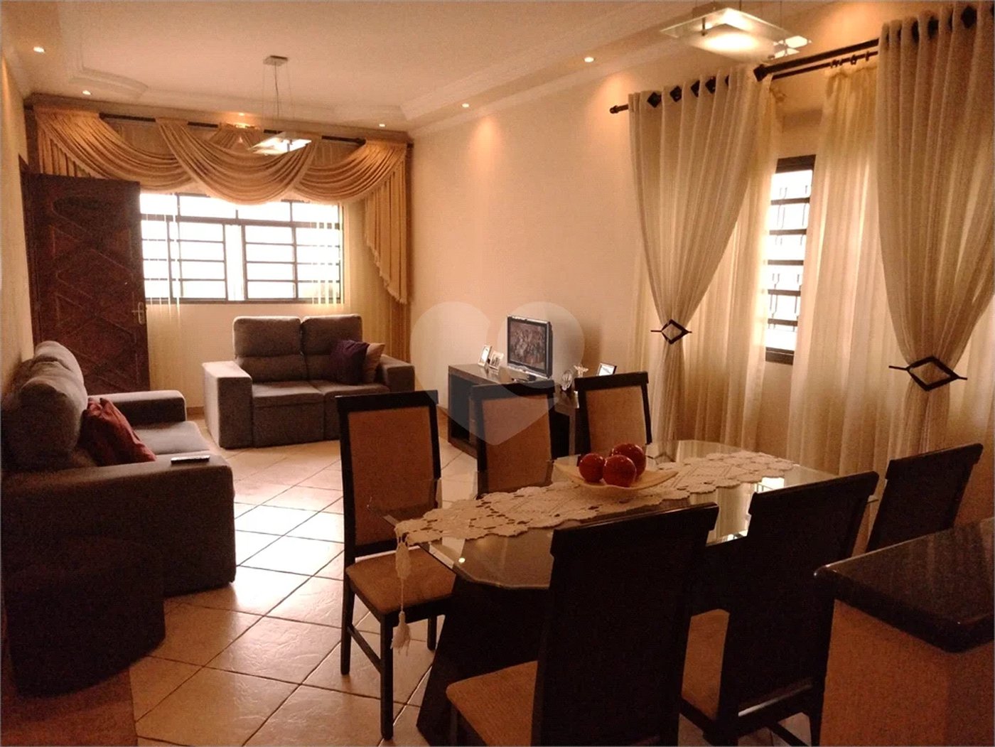 Casa à venda com 2 quartos, sendo 1 suíte, em Loteamento Remanso Campineiro, Hortolândia - SP