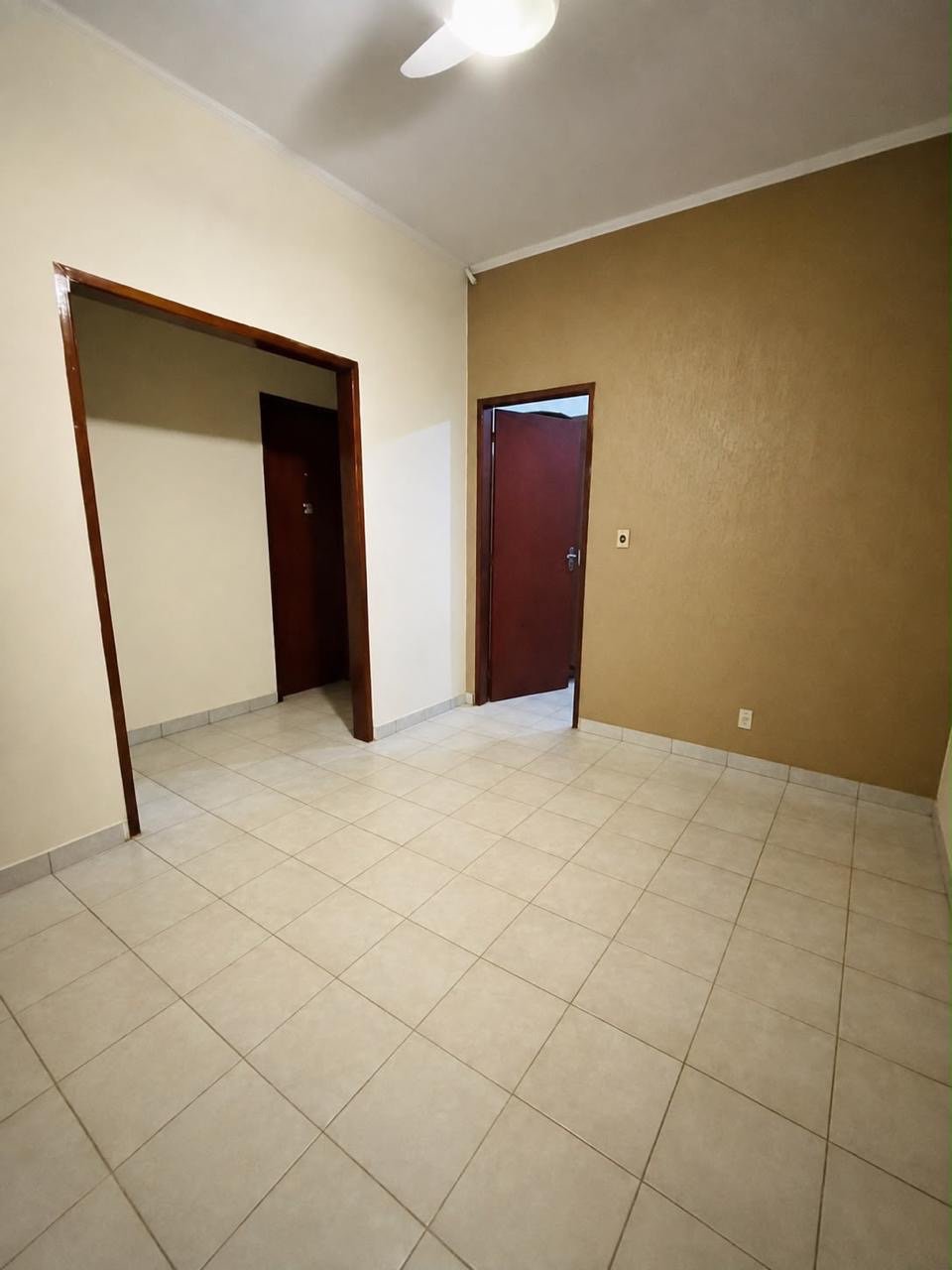Casa à venda com 3 quartos, sendo 1 suíte, em Santa Rita, Três Lagoas, MS