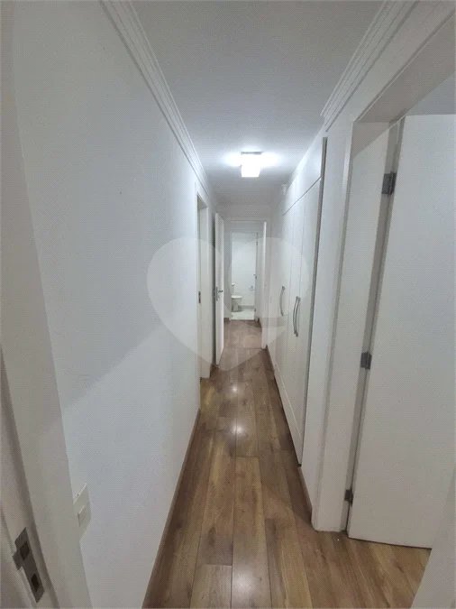 Apartamento de 3 Suítes com Vista Definitiva e Sol da Manhã no Condomínio Club House - Parque do Prado