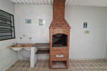 Sobrado com 2 dormitórios com 2 vagas de garagem