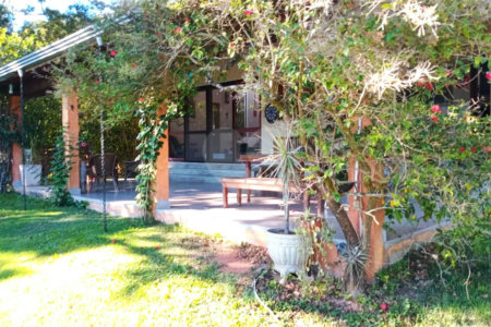 Casa à venda com 3 suítes no condomínio Vale da Santa Fé, Vinhedo - SP