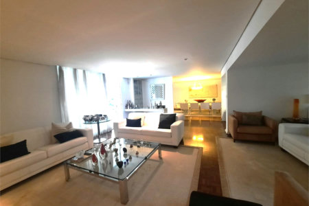 Casa para alugar com 4 quartos, sendo 2 suítes,  em Alto da Boa Vista, São Paulo, SP