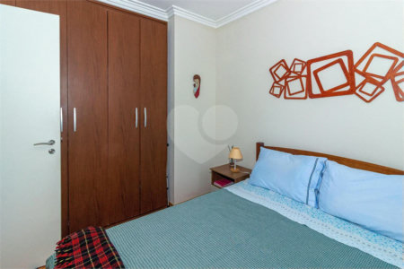 Apartamento à venda com 3 quartos, sendo 1 suíte, em Jardim Marajoara, São Paulo, SP