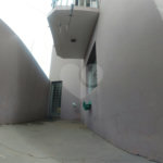 Sobrado com 3 suítes.