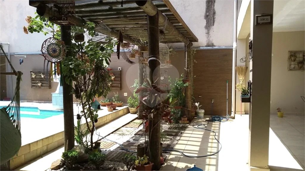 Casa à venda com 5 quartos no bairro Jardim Santa Silvia em Piracicaba/SP.