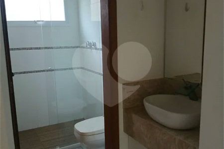 Casa para Locação no Condomínio Recanto dos Paturis em Vinhedo/SP