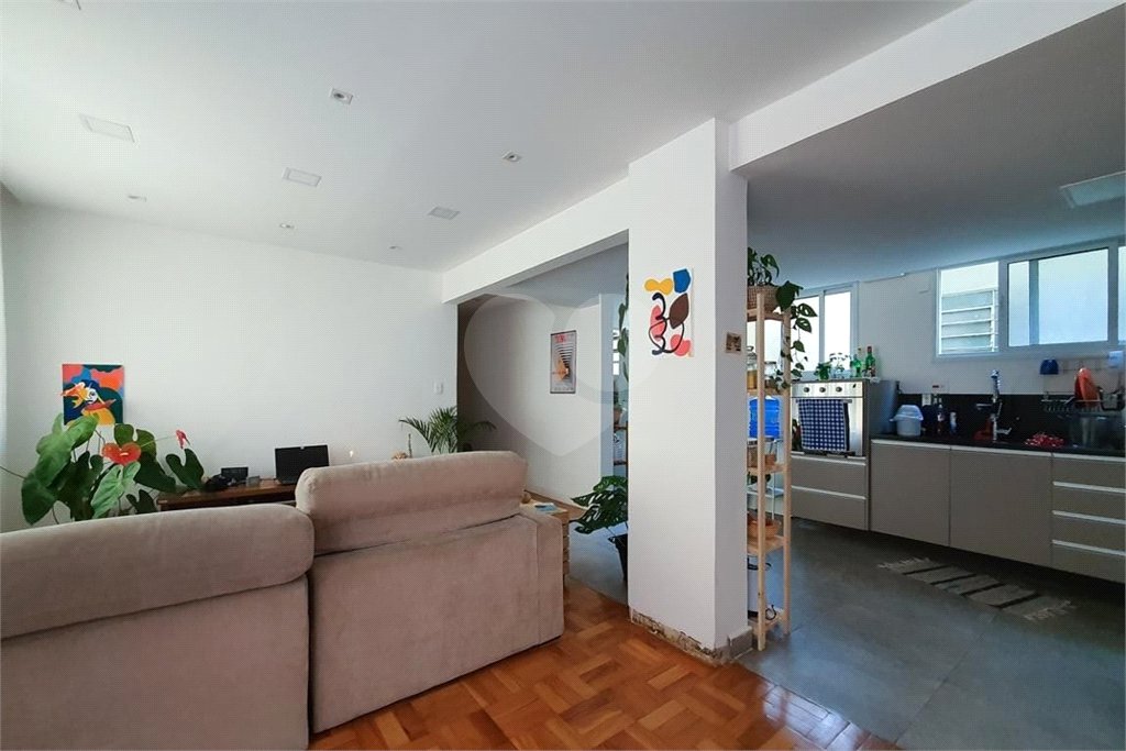 Ótimo apartamento com 3 dormitórios para venda na Vila Mariana!!