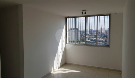 Apartamento à venda com 3 quartos, sendo 1 suíte,  em Parque Novo Mundo, São Paulo, SP