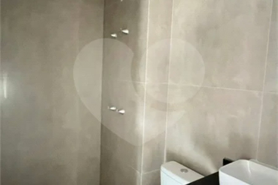 Apartamento à venda com 2 quartos, sendo 1 suíte, no Centro, Poços de Caldas - MG
