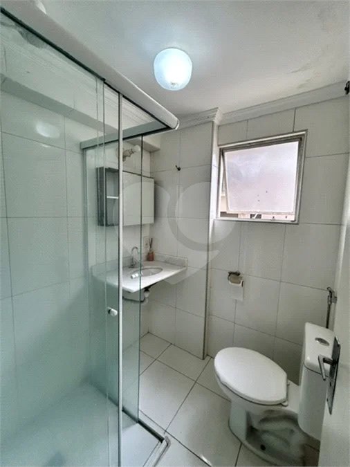 Apartamento Reformado com 1 dormitório, 1 vaga de garagem em Santa Cecília.