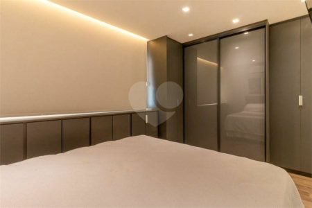 LOFT DUPLEX DE CINEMA. VENHA FAZER UMA VISITA.