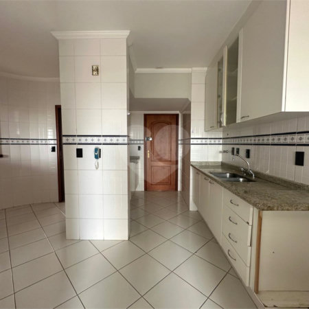 Apartamento 4 suítes Central Park Club