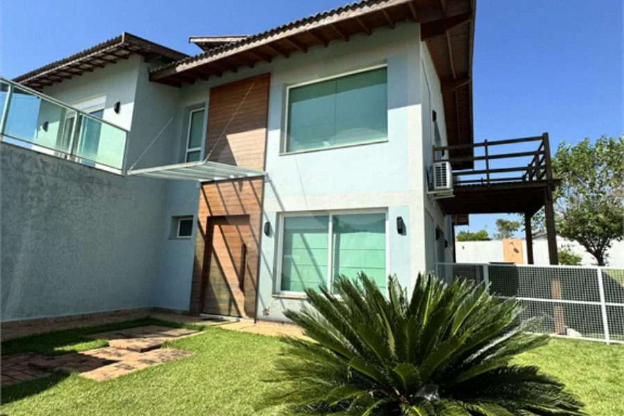 Lindo sobrado no Recanto das Águas de São Pedro - SP