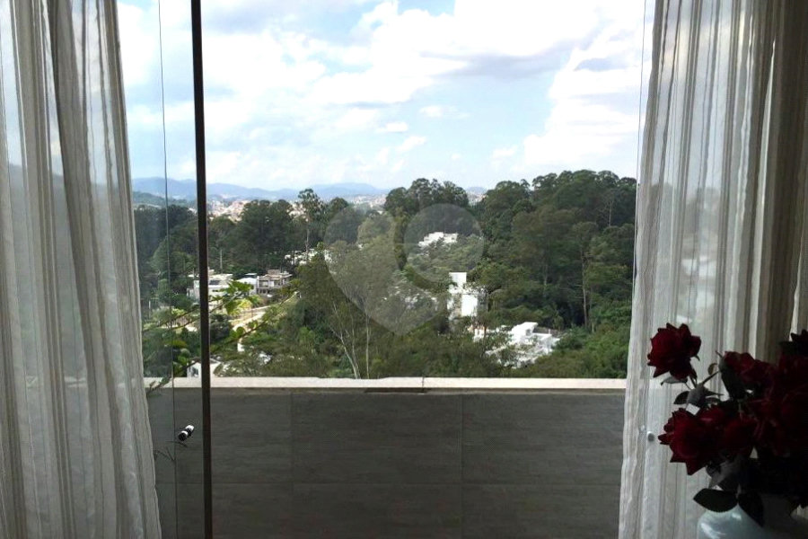 Maravilhoso apartamento em um dos melhores condomínios da zona Norte e próximo ao Metrô Tucuruvi!