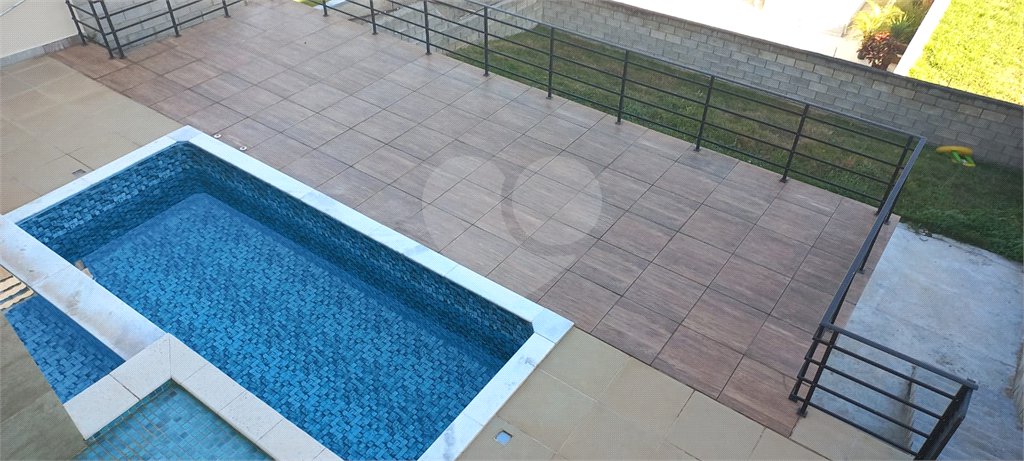 Luxuoso Sobrado com 4 Suítes